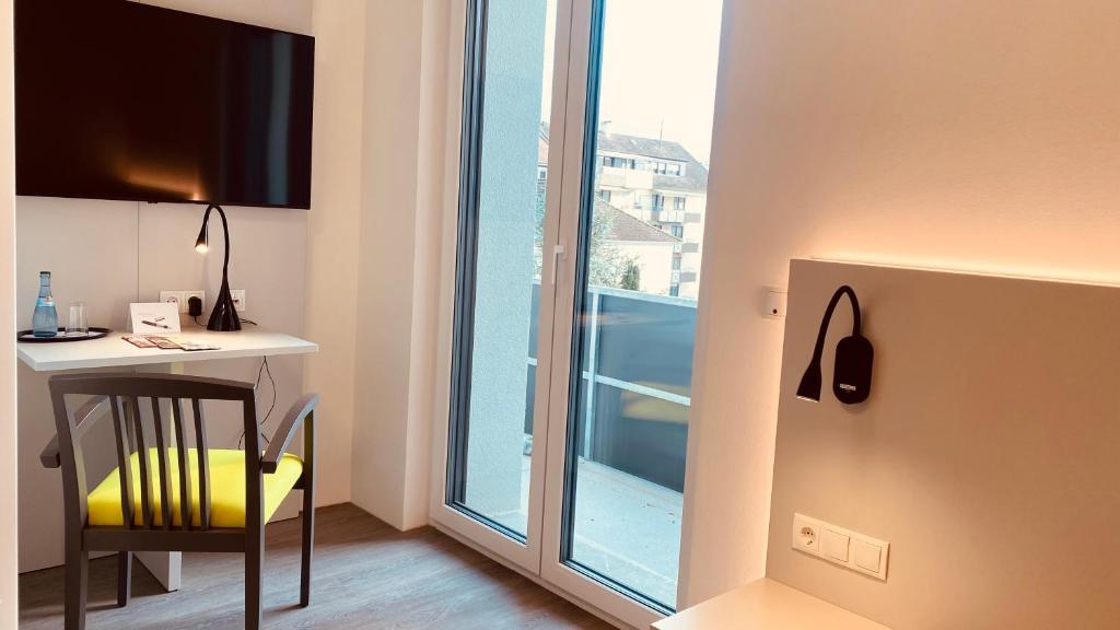 Fotografie z fotogalerie ubytování GuestHouse Große Linde v destinaci Karlsruhe