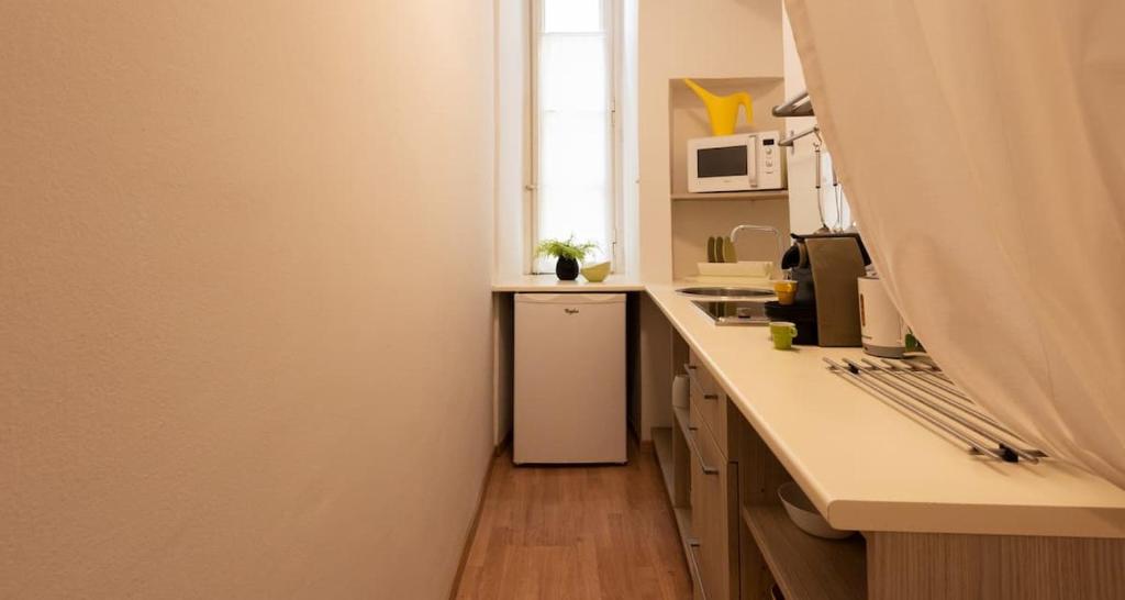 Russomanno Apartments - 4