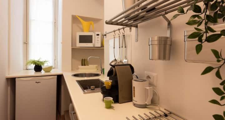 Russomanno Apartments - 7