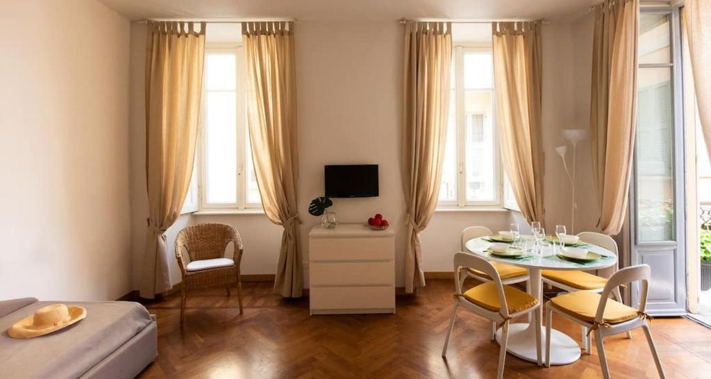 Russomanno Apartments - 2