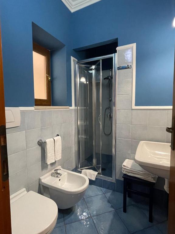 Koupelna v ubytování B&B Lunaponzese-Ponza centro