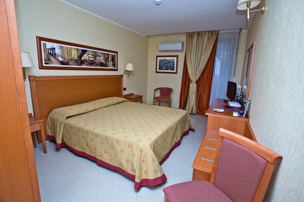 Hotel Relais dei Normanni - Camera Matrimoniale O Doppia