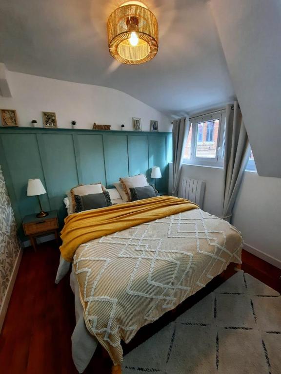 Fotografia z galérie ubytovania Maison Romantique/Jacuzzi v destinácii Valenciennes