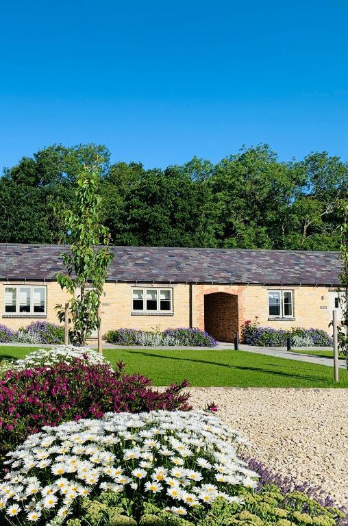 Briary Cottages at Iletts Farm, Brackley Updated 2024 Prices