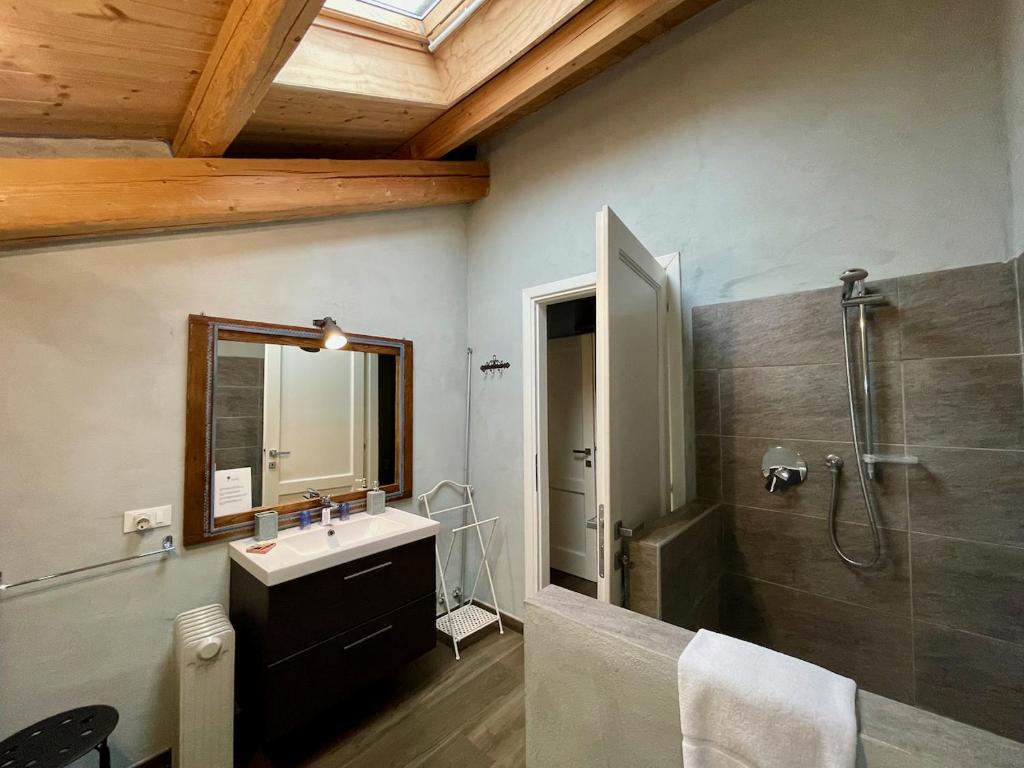 Kúpeľňa v ubytovaní Cascina Vicentini