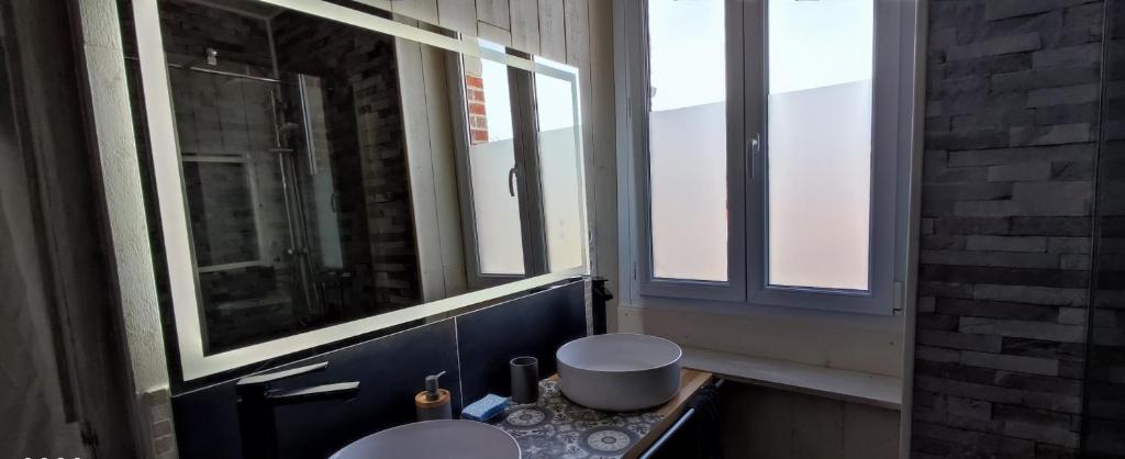 Koupelna v ubytování Villa Garona avec billard proche Pyrénées