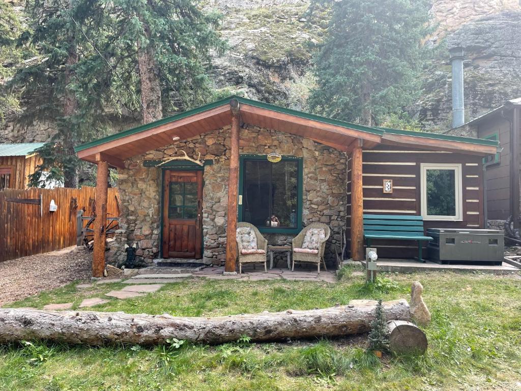 Gallery image of Rock Creek Cottage -3 miles from RMNP Wild Basin in Allenspark