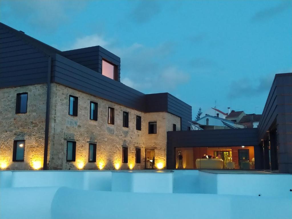 Cherry Sculpture Hotel, Paul (preços atualizados para 2024)