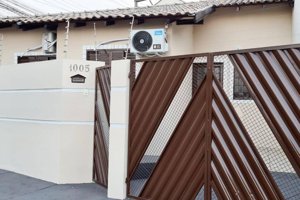 Fotografie z fotogalerie ubytování Casa privativa próximo ao centro e aeroporto. v destinaci Campo Grande