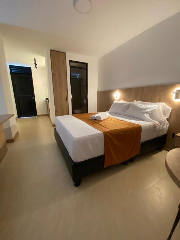 Letto o letti in una camera di Caliview Apartahotel Andalaya