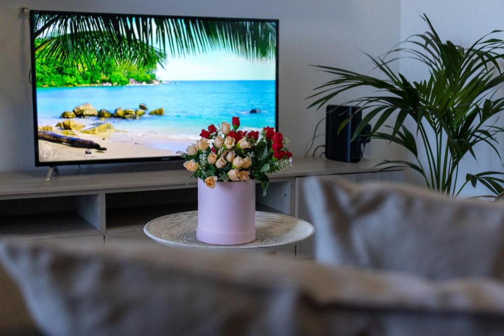 SG seaview apartment - Two-Bedroom Apartment