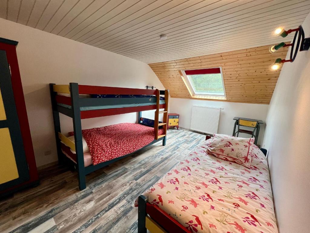 Fotografia z galérie ubytovania Spacieux Gîte Vosgien 3 Épis pour 4 Pers, Randonnées et VTT, Environnement Calme et Verdoyant - FR-1-589-413 v destinácii Le Saulcy