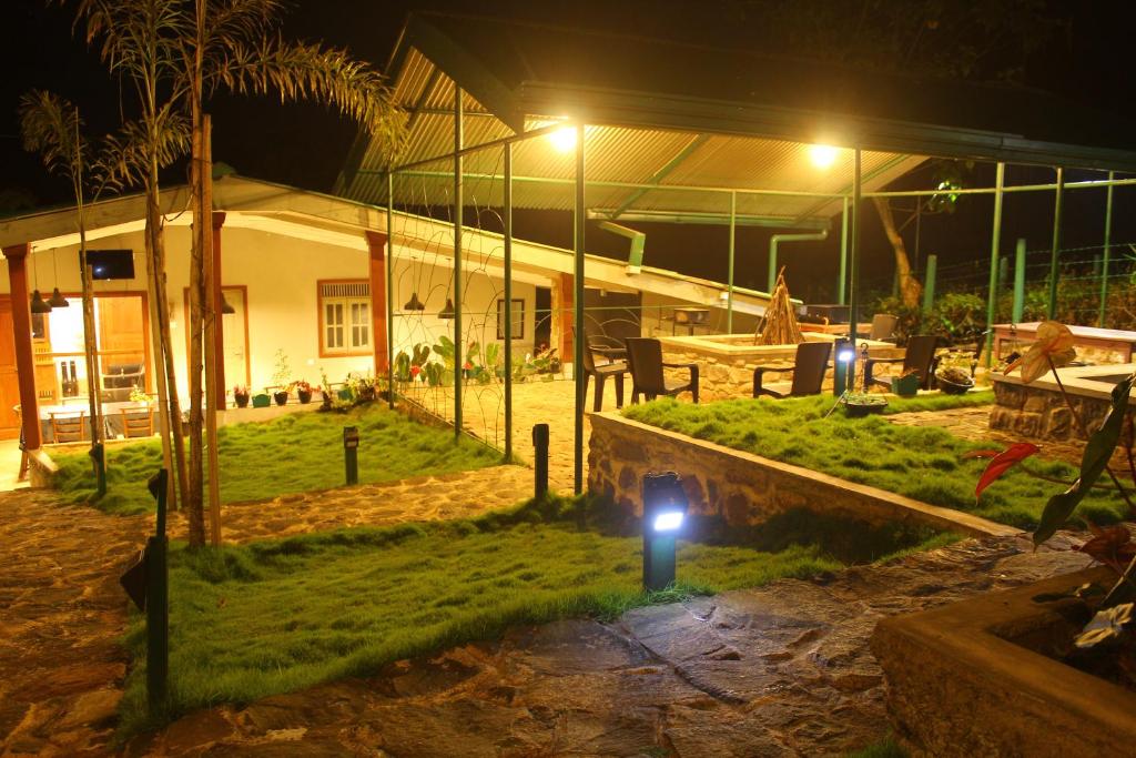 Zahrada ubytování Triniton Holiday Villas