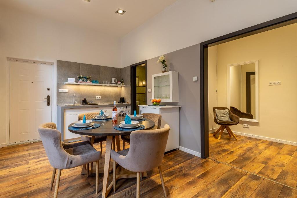 Andrássy Heritage Deluxe Apartment 1061 Budapest, 15 Andrássy út kép - 1