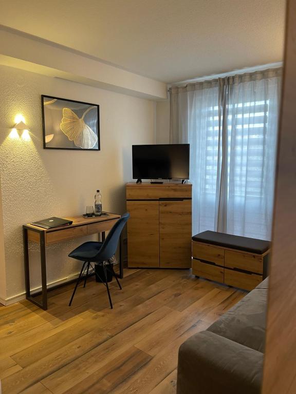 Parkhotel am Schloss Machern - Double Room With Private Bathroom