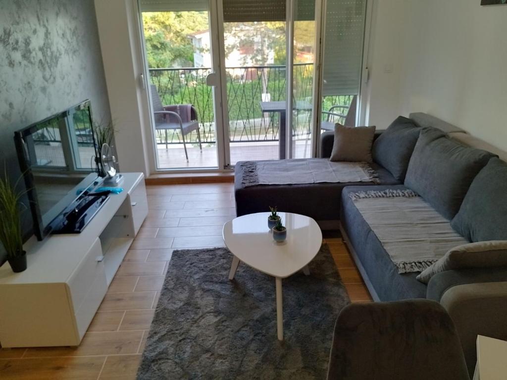 Prostor za sedenje u objektu Apartman ELIT Srebrno jezero