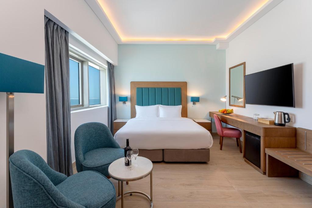 Deluxe room city view