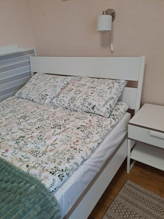 Lena apartment - Lena two bedroom apartment客房内的一张或多张床位