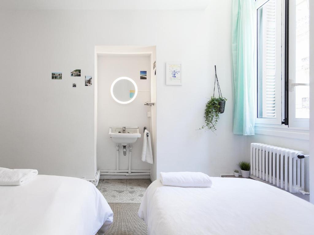 A Room In The City Hostel - 4