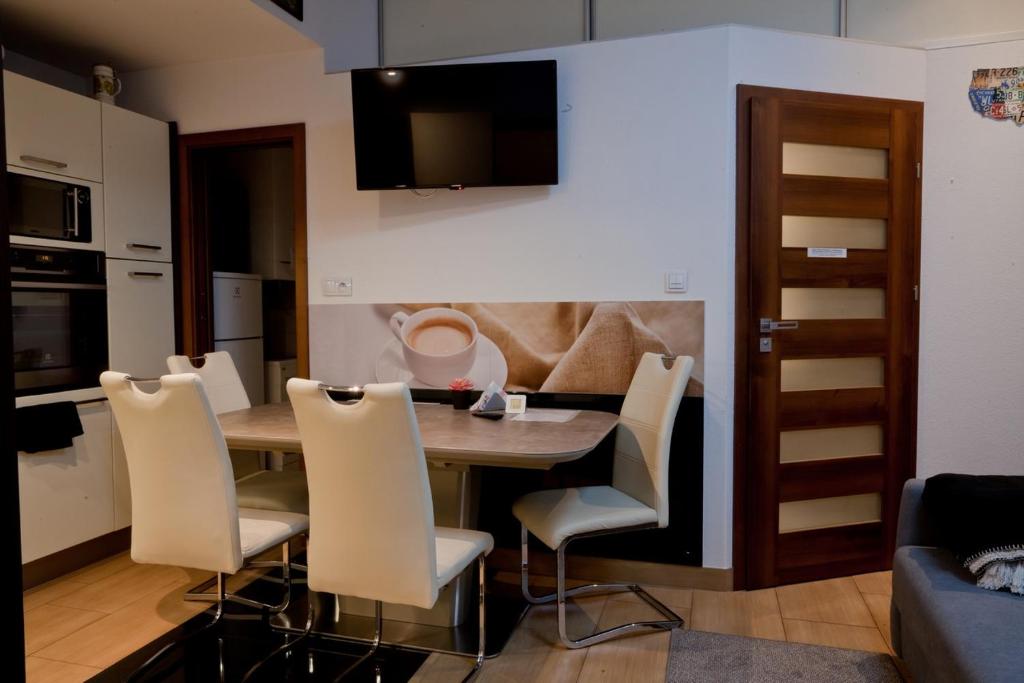 Magic Apartment - 18