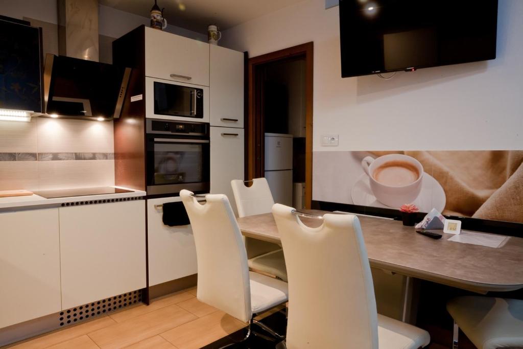 Magic Apartment - 14