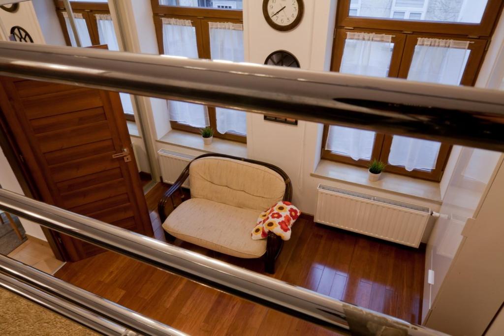 Magic Apartment - 13