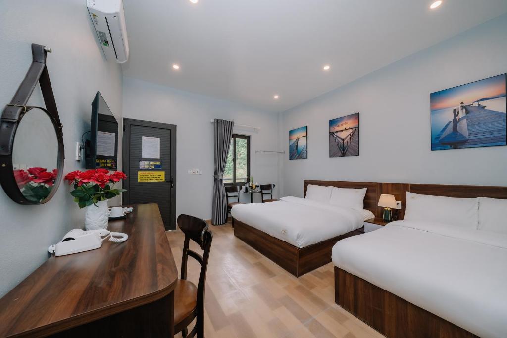 Postel nebo postele na pokoji v ubytování Napoli Hostel
