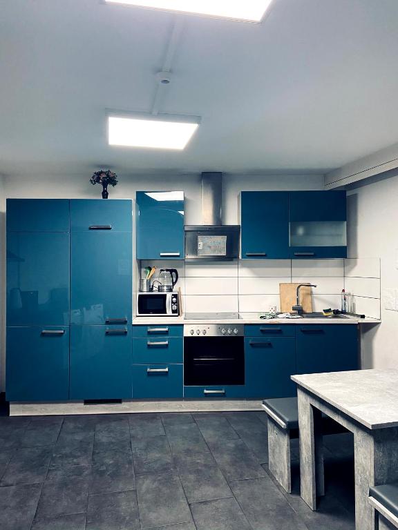 Kuchyň nebo kuchyňský kout v ubytování Monteurzimmer - Karlsbad