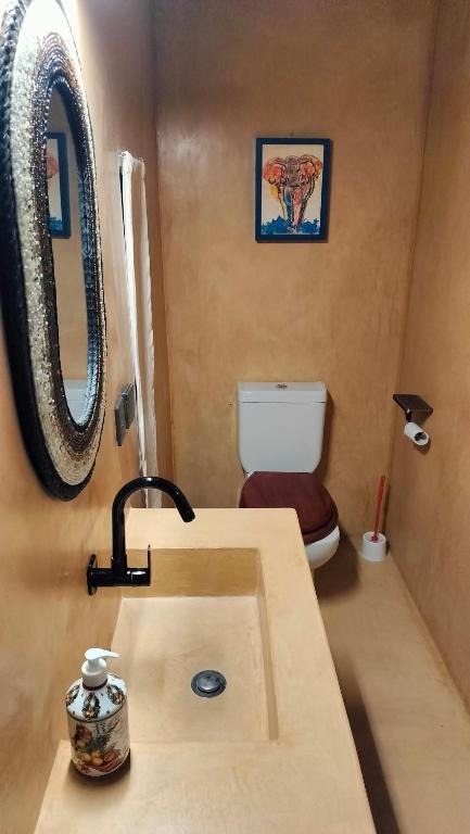 Koupelna v ubytování Casa Maridadi