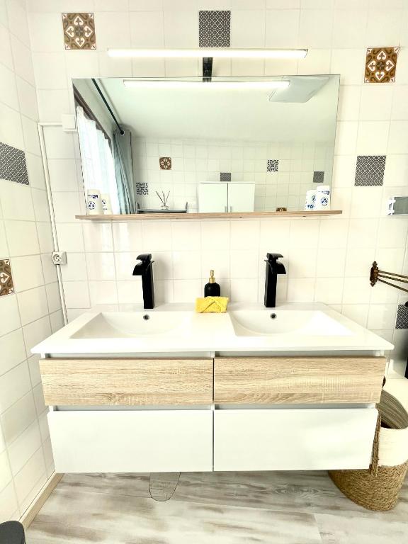 Koupelna v ubytování Gîte de la Cigale