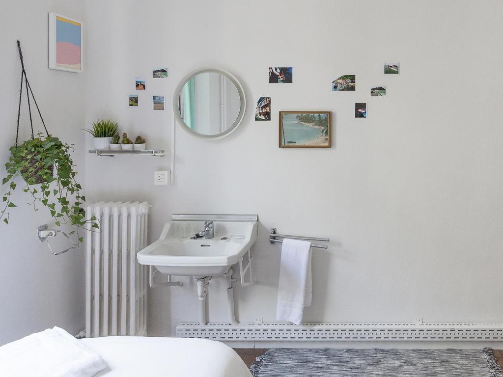 A Room In The City Hostel - 10