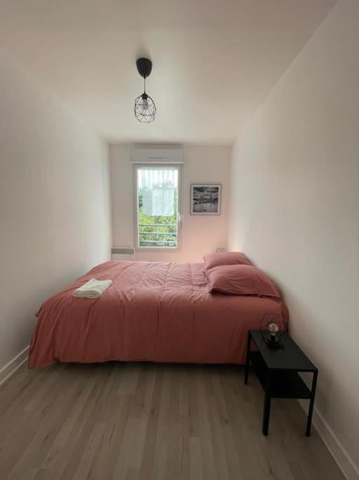 Cama o camas de una habitaci&oacute;n en LA VAGUE - Brest - Lambezellec- 7 minutes des plages et du port