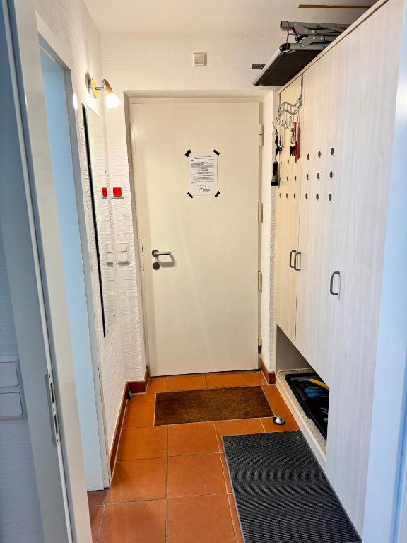 Fotografie z fotogalerie ubytování Möwenblick Bakenberg-41 Ferienwohnung mit Terrasse, Doppelbett, Schlafsofa, vollständige Komfortküche v destinaci Dranske