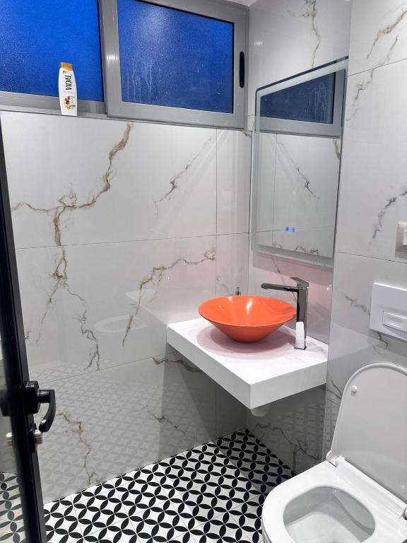 Modern Central Apartments - Imazhi 3