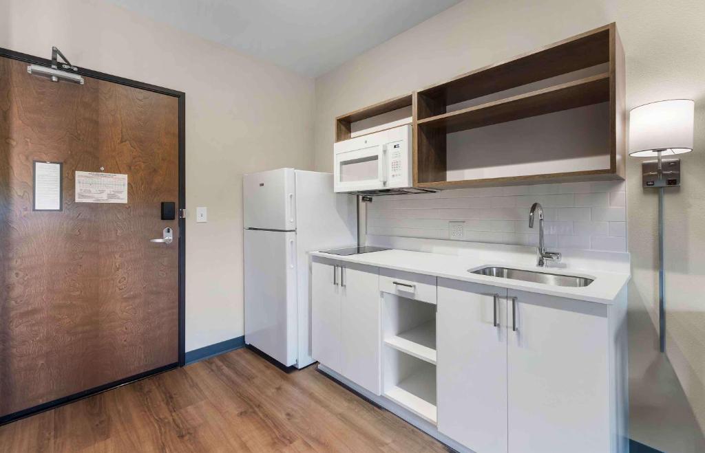 Extended Stay America Suites - Huntsville - Madison - Studio Queen