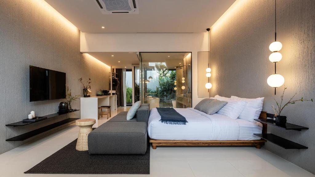 TV a/nebo společenská místnost v ubytování Rhy.a Private Pool Villa
