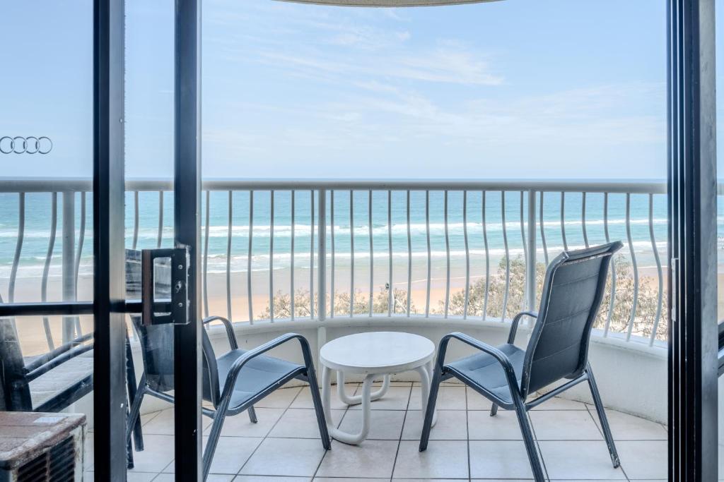 Olympus Beachfront Apartments - 一居室公寓，带有海景标准高层