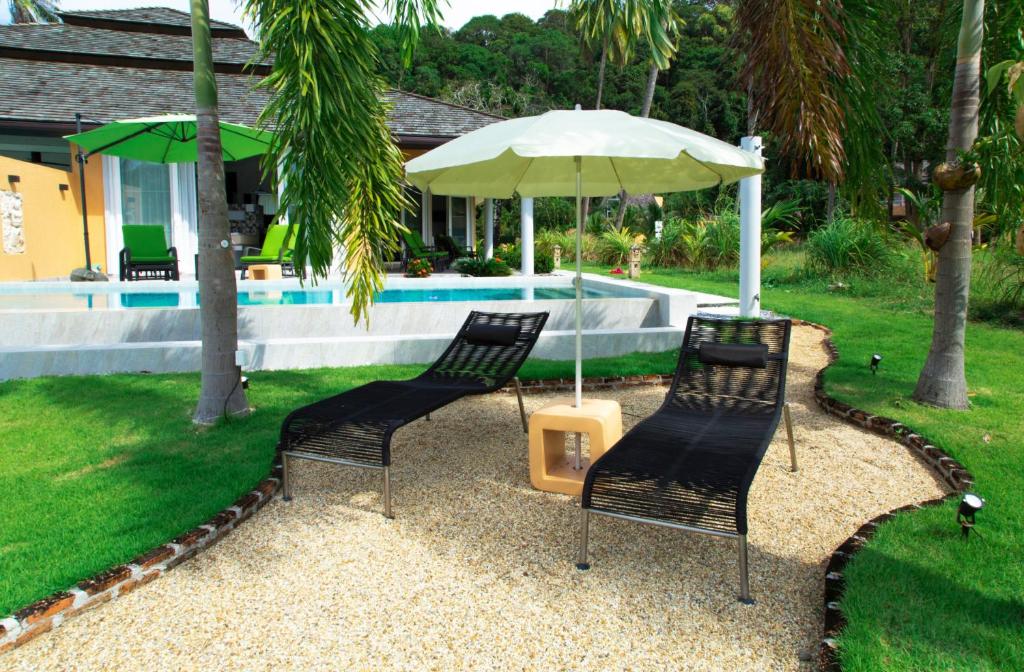 Bazén v ubytování Villa Manao - Koh Chang nebo v jeho okolí