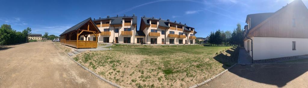 Budova, kde se apartmán nachází