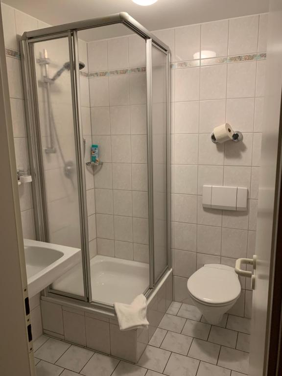 Koupelna v ubytování Haus Neugebauer-Gästehaus Garni