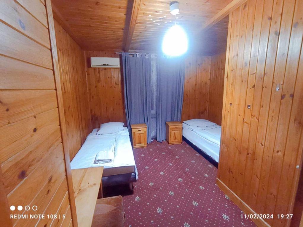 Green House - Single Bed In Mixed Dormitory Room