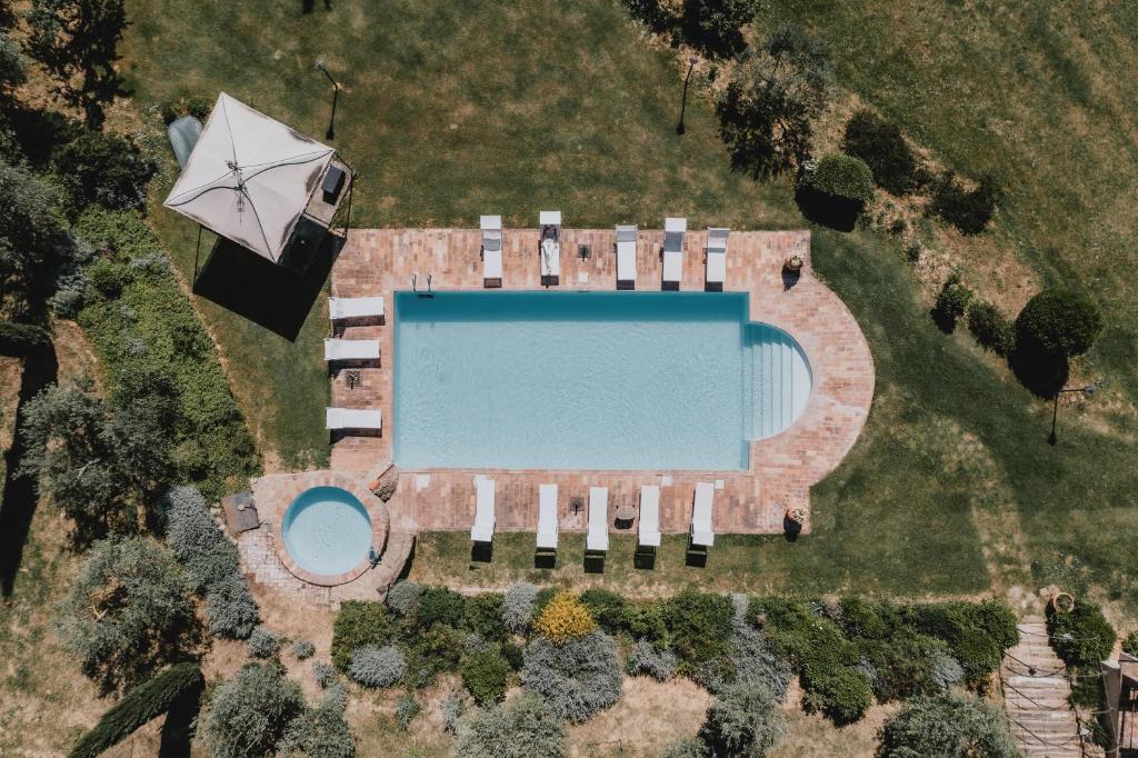 The swimming pool at or close to Podere Biagio