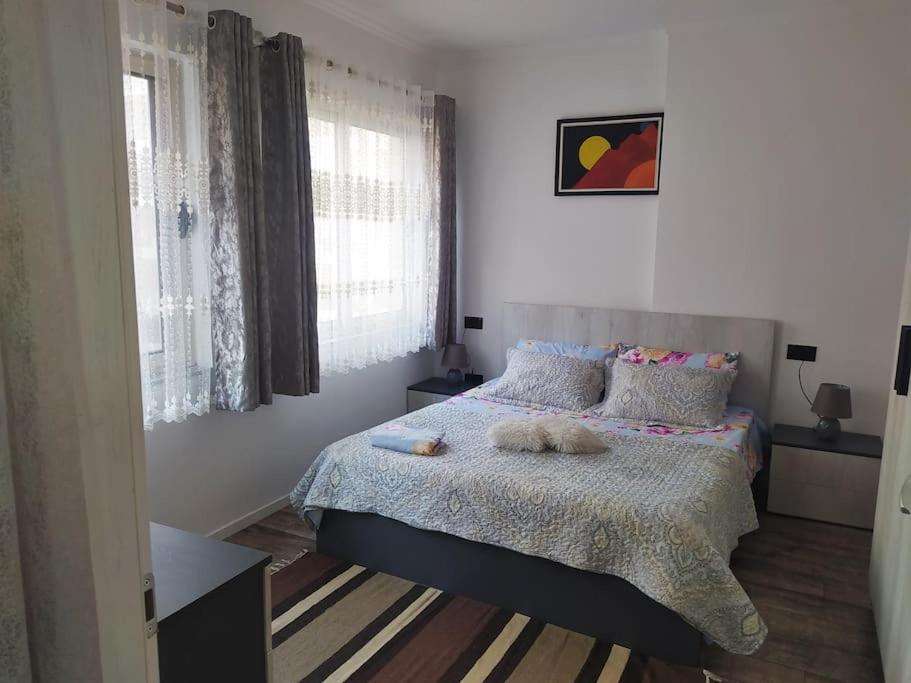 Lovely 1-Bedroom condo in Tirana - Image 2