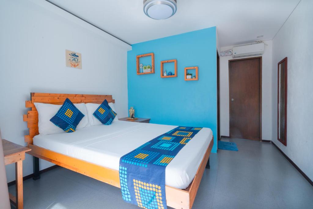 Postel nebo postele na pokoji v ubytování Bay Area Lodge