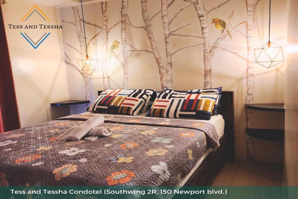Cama o camas de una habitación en Tess and Tessha Condotel near T3 Airport