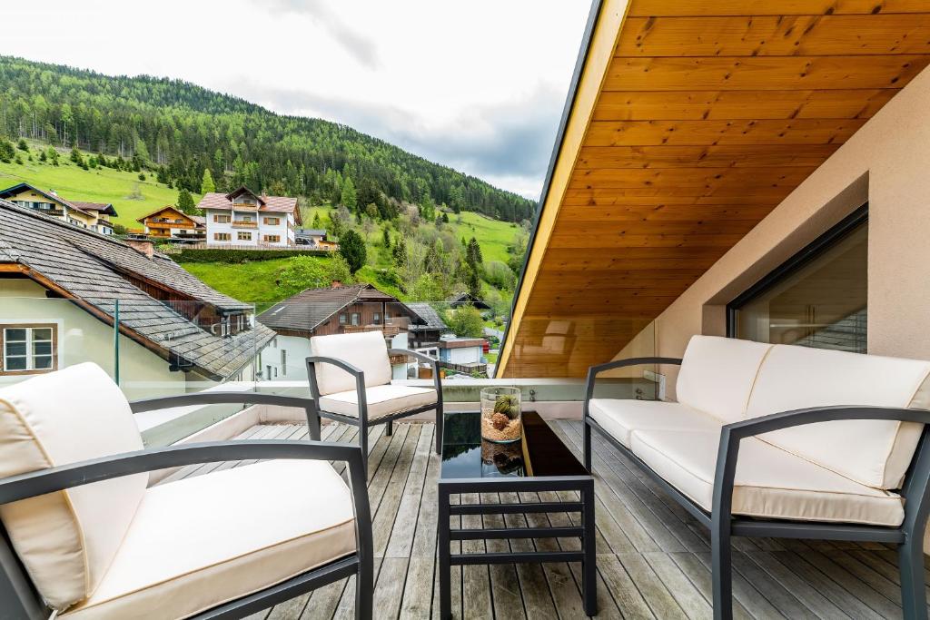 Nespecifikovaný výhled na hory nebo výhled na hory při pohledu z aparthotelu
