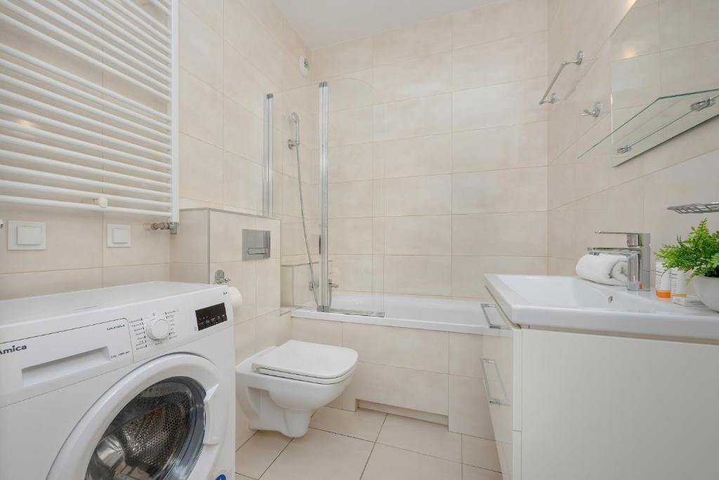Kúpeľňa v ubytovaní Apartments Warsaw CityLink by Noclegi Renters