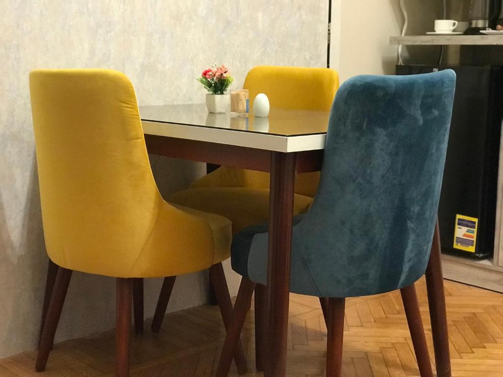 Posezení v ubytování Yacoubian Suites