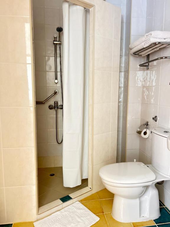 Koupelna v ubytování Hotel Mirhav