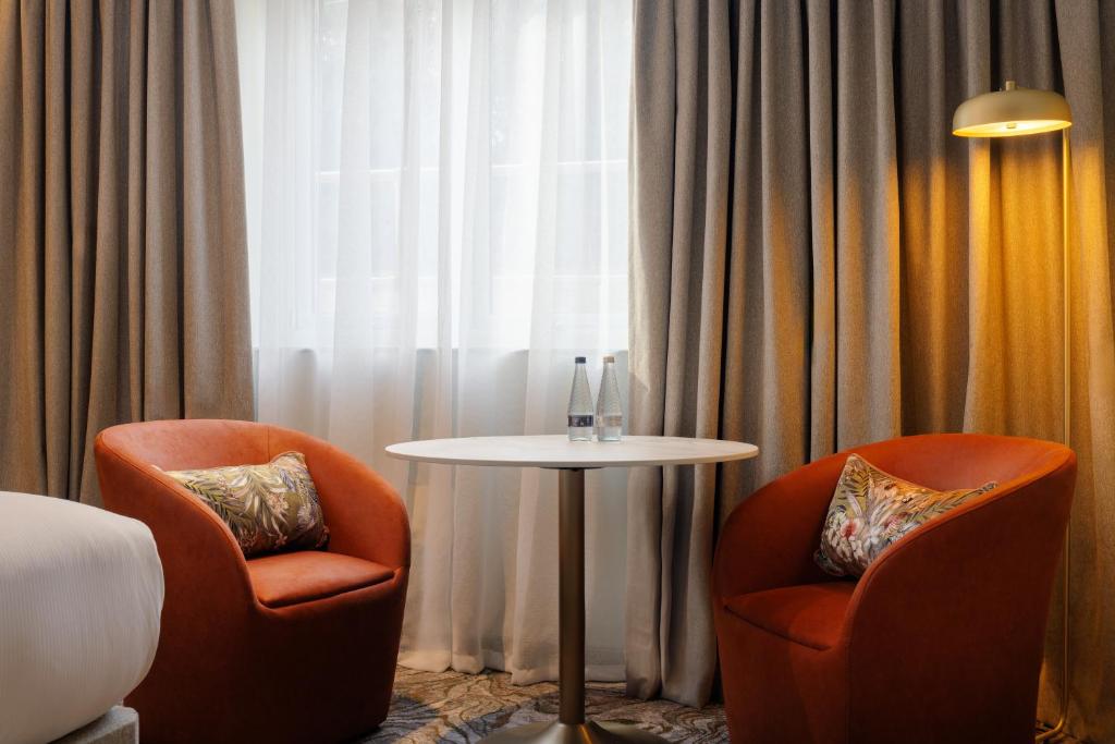 DoubleTree by Hilton Bristol North - 高级国王房间